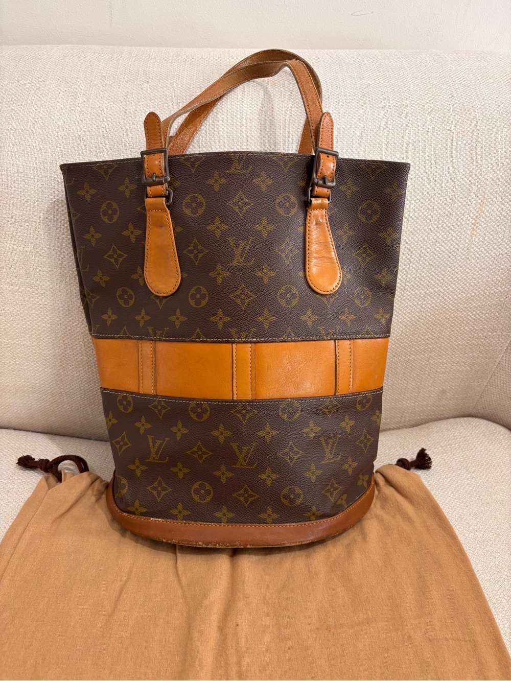 Authentic Louis Vuitton Bucket GM 1970s monogram vintage bag - Picture 2 of 14